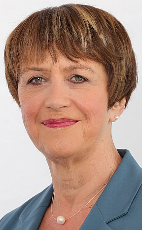 Dr. Doris Pfeiffer